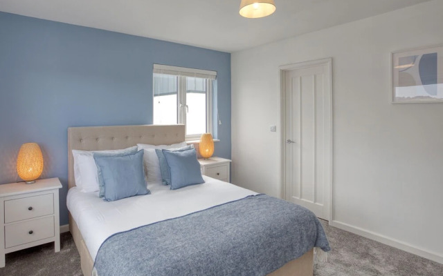 Fantastic sea Views in Falmouth, new 4BD Townhouse
