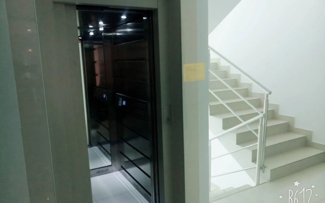 Flores Apartment - Torre Esteban 488