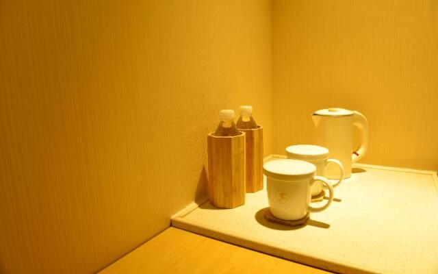 Ji Hotel (Xining Haihu New Area)