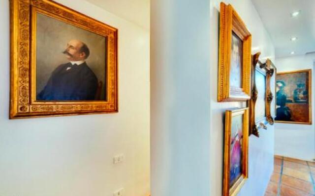 Luxury Art Apt With Terrace In Trastevere
