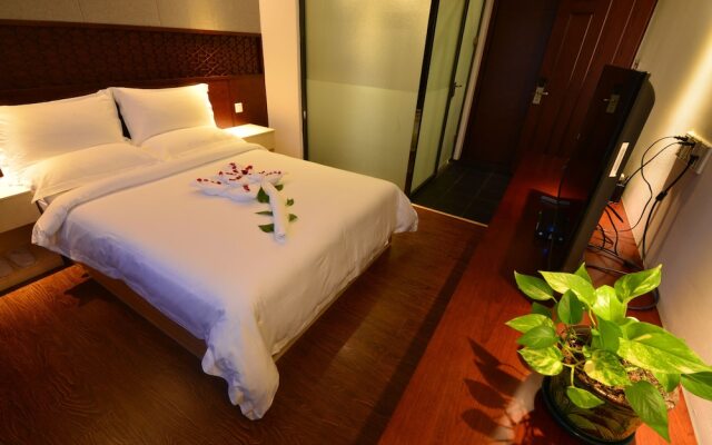 Royal Holiday Hotel