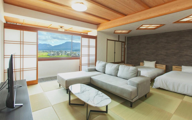Aso Plaza Hotel