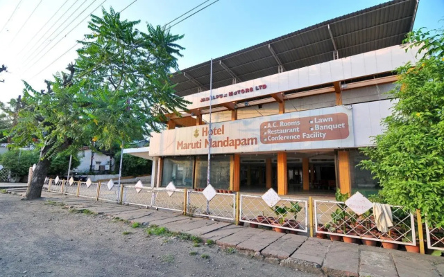 Hotel Maruti Mandapam