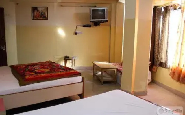 Shree Shyam Guest House by OYO Rooms