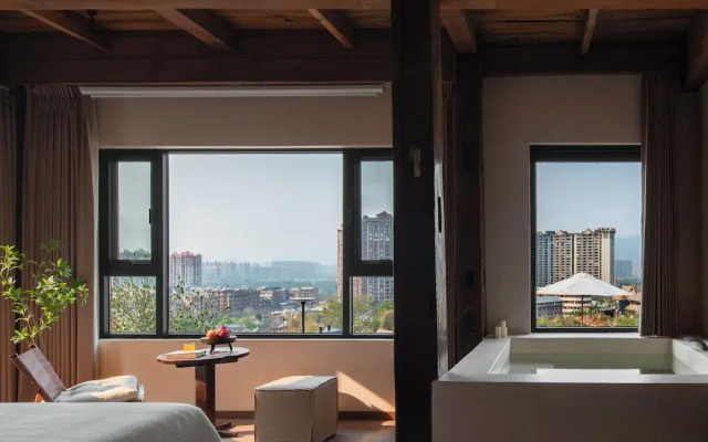 Xishuangbanna Jinghong Hidden in Nature