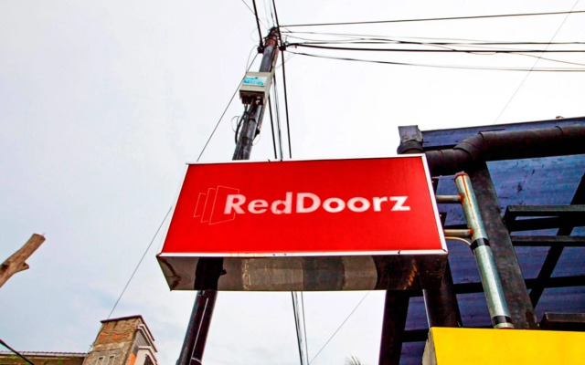 RedDoorz @ Salemba Raya