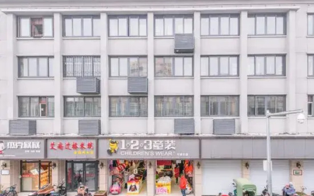 Zhapu Hostel