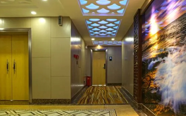 Yingkou Yudingyu Longge Business Hotel 1 (Wanda Plaza)