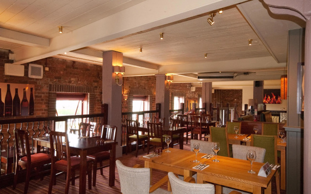 Premier Inn Falkirk Central