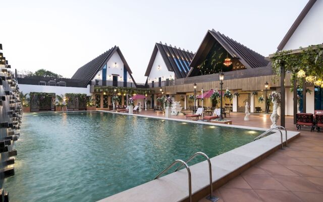 Woods The Clubhouse - Mangalyam Meadows