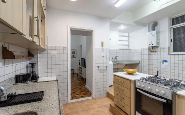 5min da Praia do Leblon - AP102