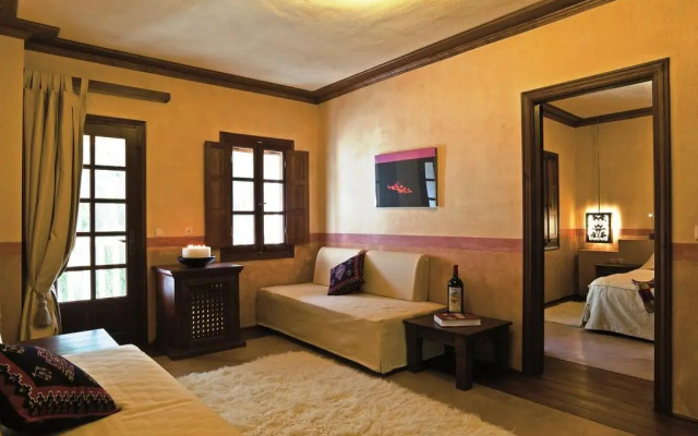 Katogi Averoff Hotel & Winery