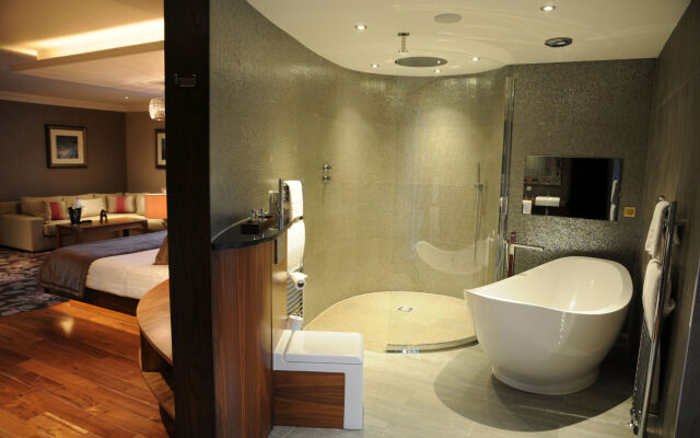 The Busby Hotel