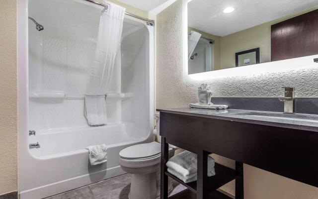 Quality Inn & Suites Salisbury South