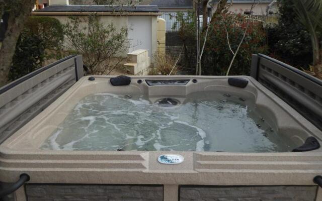 Maison Piscine Angers