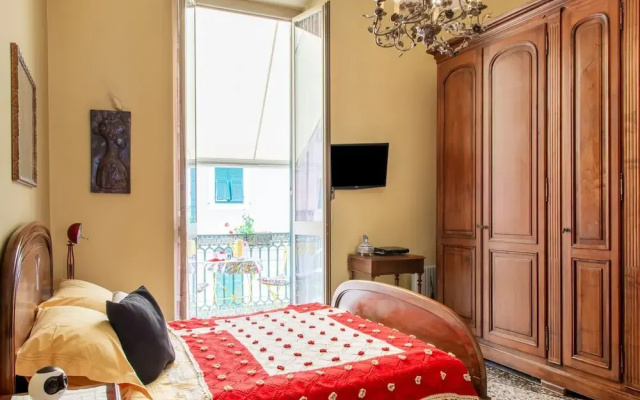Elegant City-centre Flat