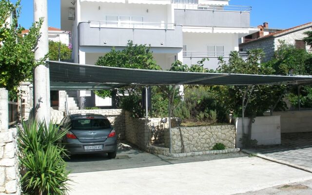 Apartments Frano