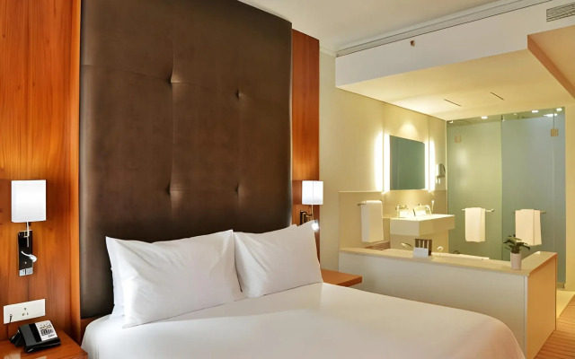 Blaauwberg Beach Hotel