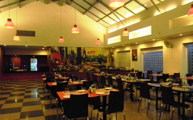 Red Fox by Lemon Tree Hotels, East Delhi