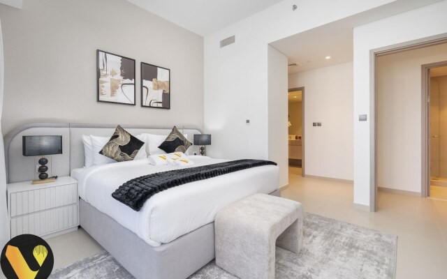 Vogue Downtown - Act 1 Act 2