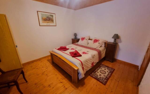 le chalet d'auguste 2 à 12 personnes