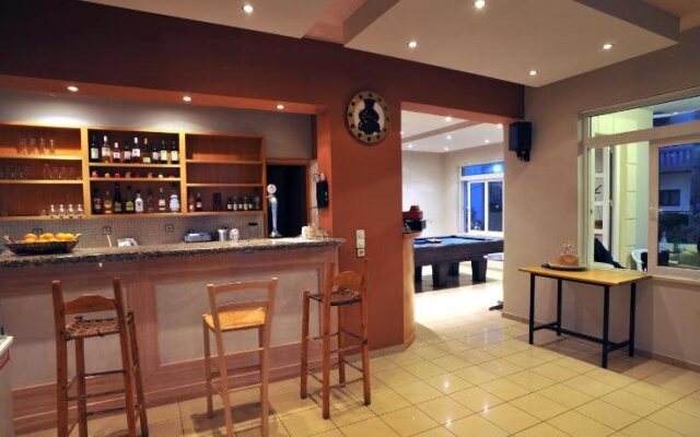 Merabello Apartments & Villa