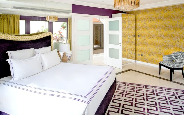 The Palm Jumeirah Villas - Frond E by LUX Holiday Home