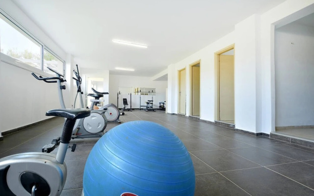 Likithos Hotel