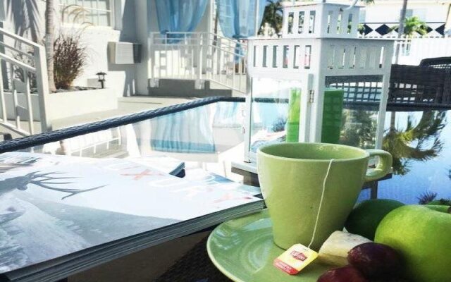 Villa Byron Suites