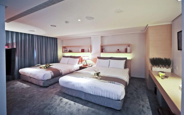 Herz Hotel