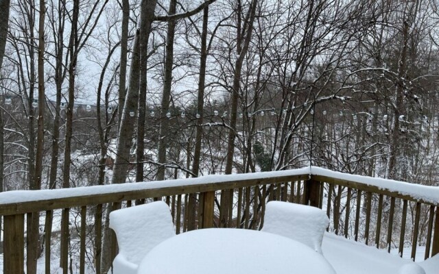 Blue Sunsets Cozy Retreat