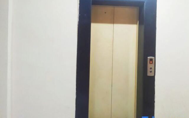 Tongcheng Business Hotel