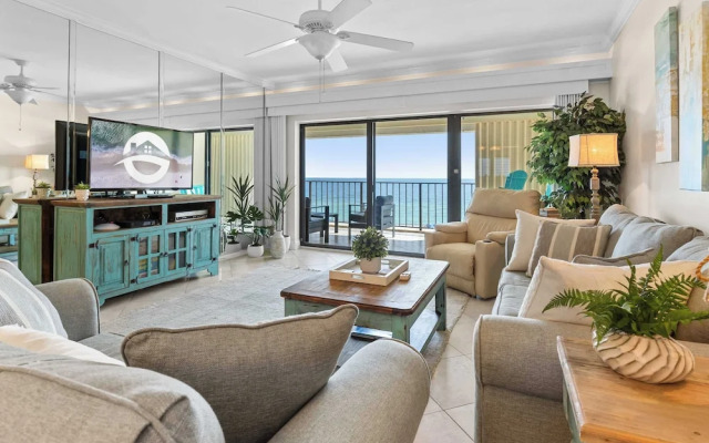 Shipwatch Surf & Yacht Club D502