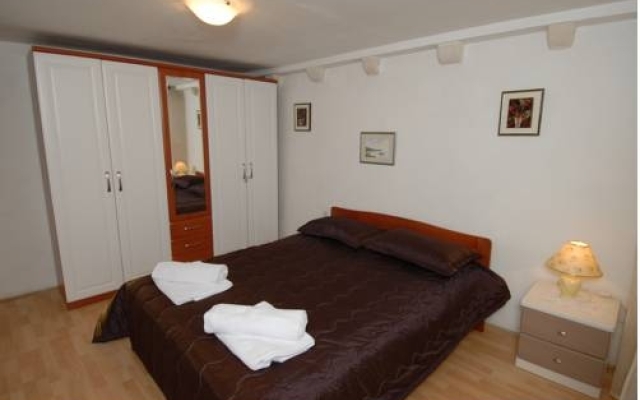 Alberto Apartment