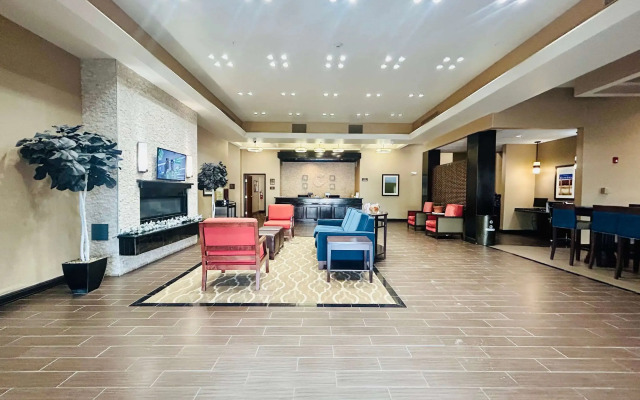 Comfort Inn & Suites Independence