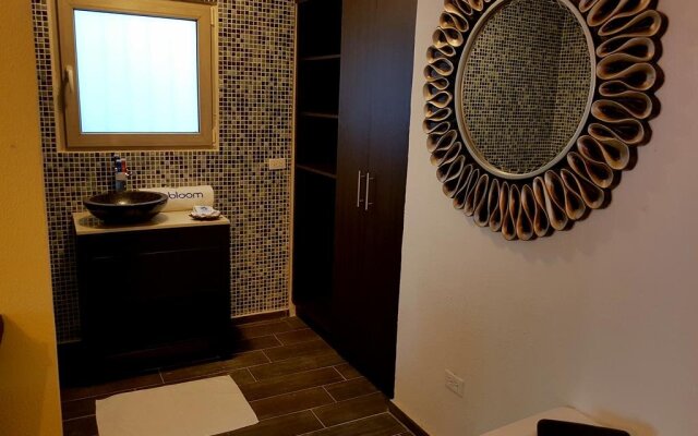 BLOOM Exclusive Boutique B&B - Adults Only