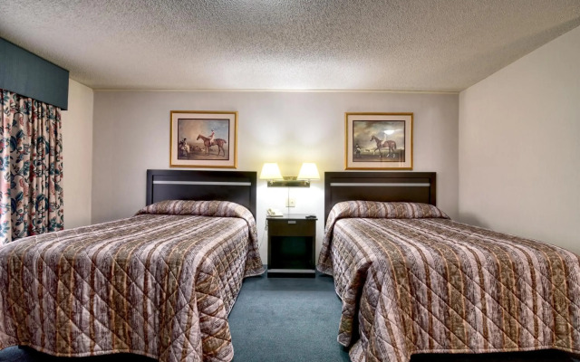 Roosevelt Inn and Suites Saratoga Springs