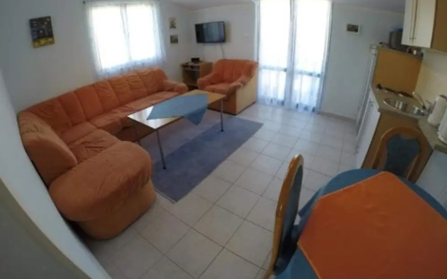 Marko - 30m From Beach - A3