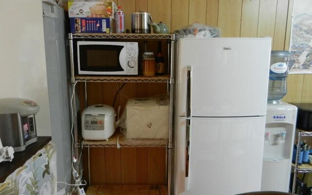 Okinawa Guest House Fushinuyauchi - Hostel