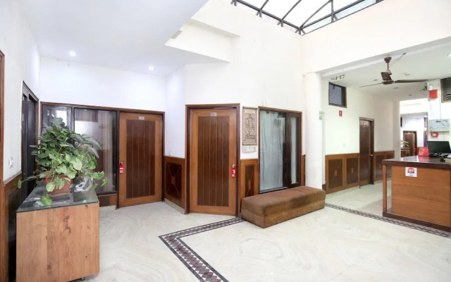 OYO Rooms Sector 7 Madhya Marg