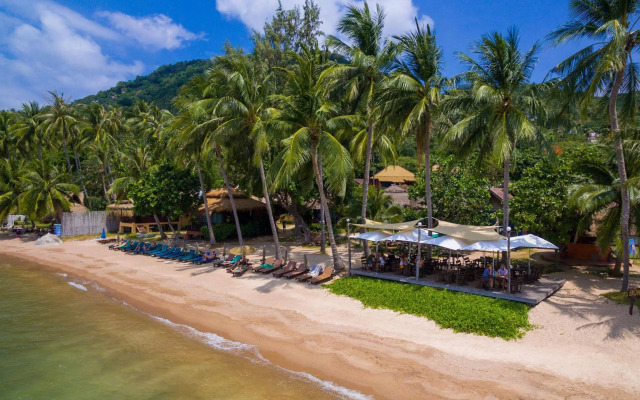 Palm Leaf Resort