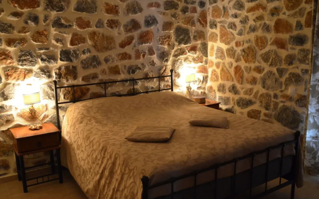 Charming Villa in Agia Paraskevi With Swimming Pool