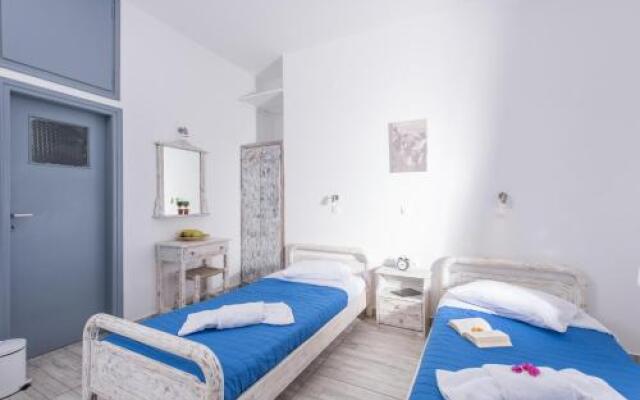 Maryloujohn Villas Oia