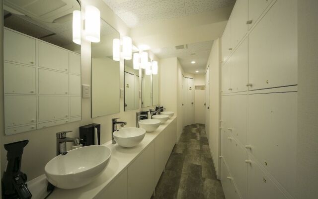 The Micro Museum Hostel Nihonbashi