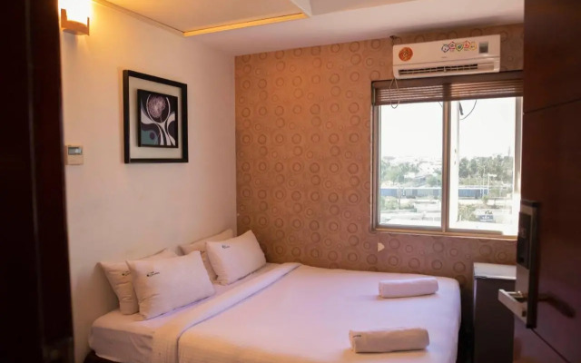 Vits By Spree Hotels Le Pebble