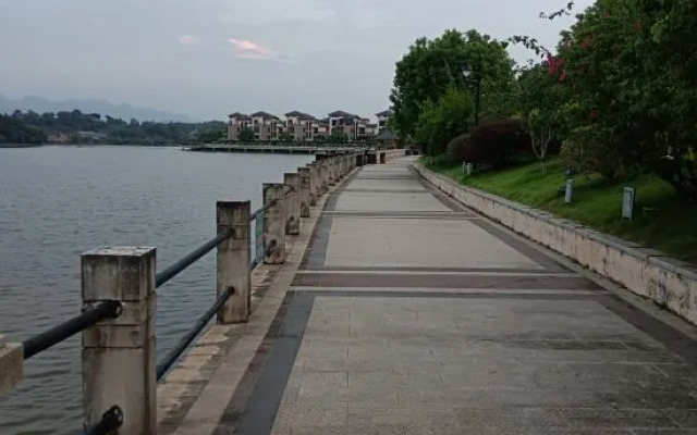 Happy Meeting Hot Spring Villa