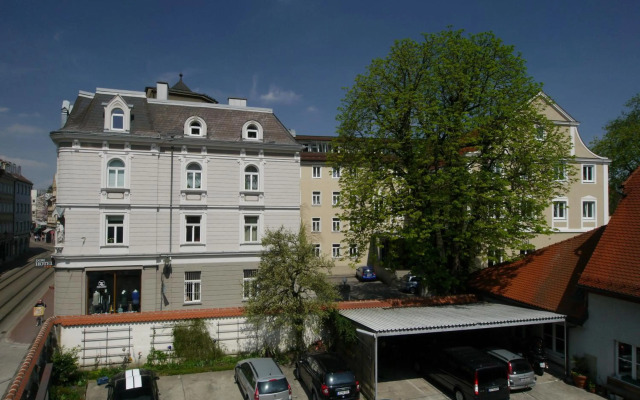 Dom Hotel Augsburg