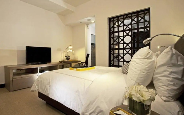 Le Mansion Senopati Hotel