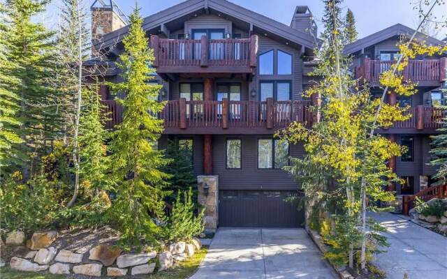 Aspen Hollow #3 5 Bedroom Townhouse