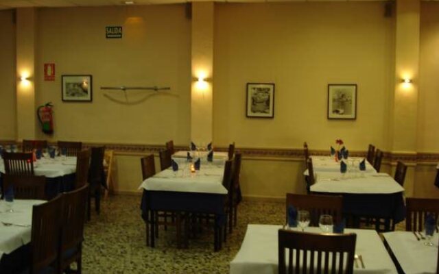 Hostal Fonda Montserrat
